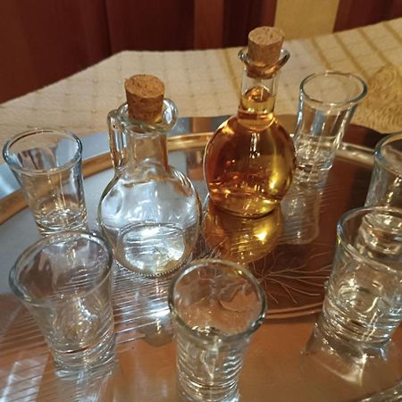 J&B Home أليكسانثيربوليس المظهر الخارجي الصورة