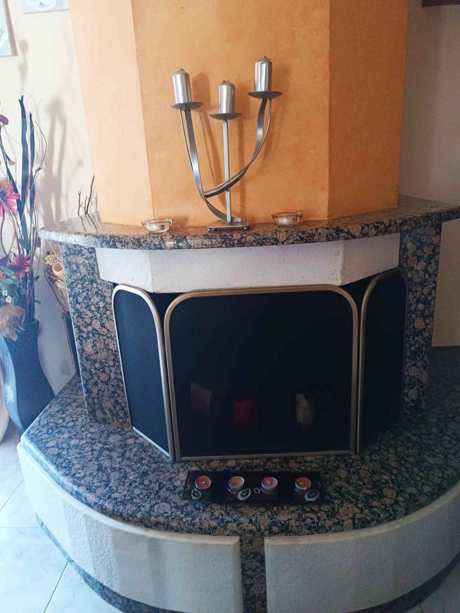 J&B Home أليكسانثيربوليس المظهر الخارجي الصورة